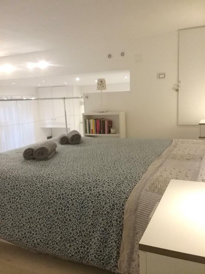 Isola Flat Leilighet Milano Eksteriør bilde